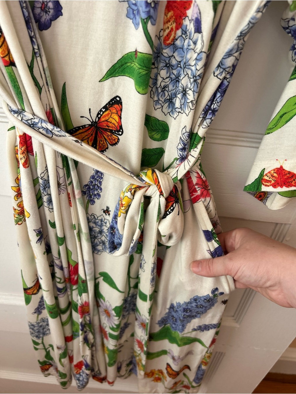 Soma Cream Floral Wrap Robe with Multicolor Blooms - Picture 4 of 14
